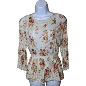 Chelsea & Violet Women's Floral and Lace 3/4 sleeve blouse size S